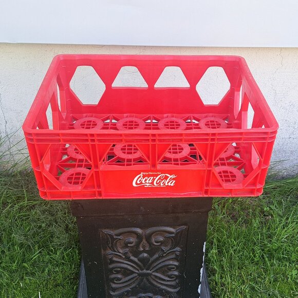 Vintage Coca-Cola Plastic Crate - Picture 4 of 10